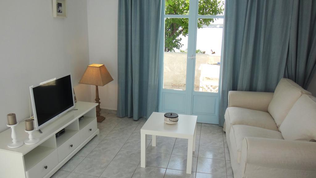 Blue & Sea Studios Apartments Дриос Экстерьер фото
