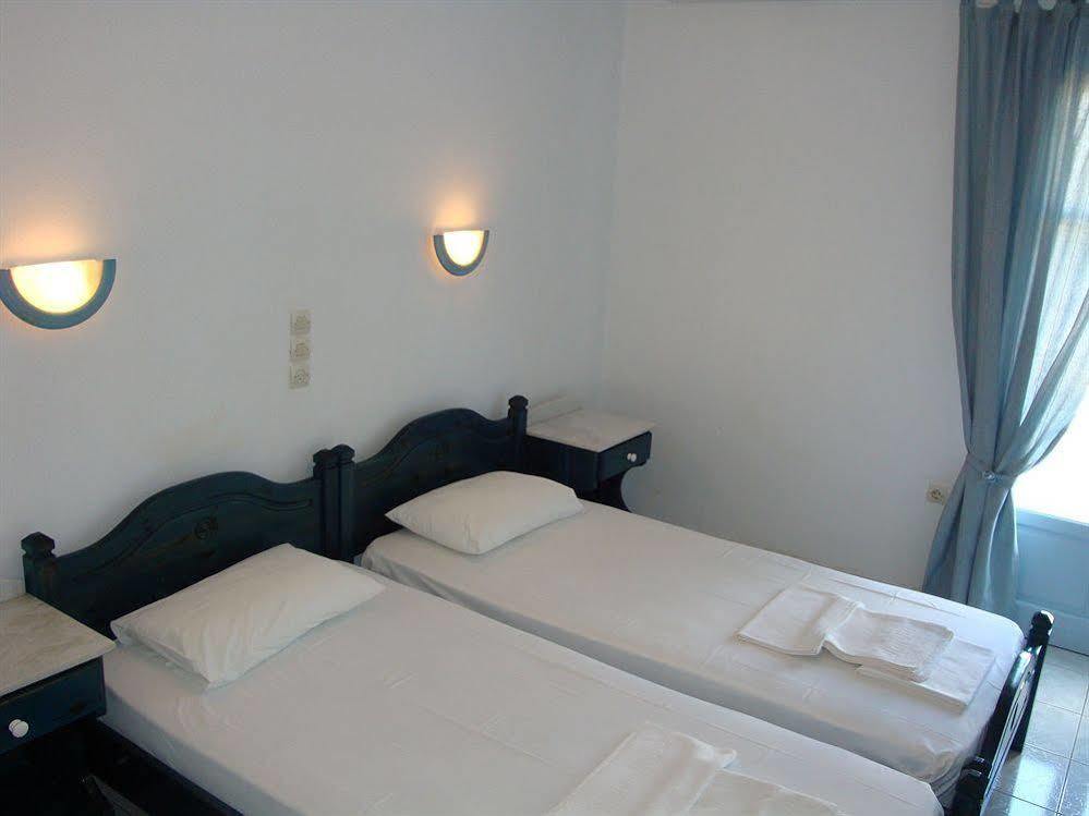 Blue & Sea Studios Apartments Дриос Экстерьер фото