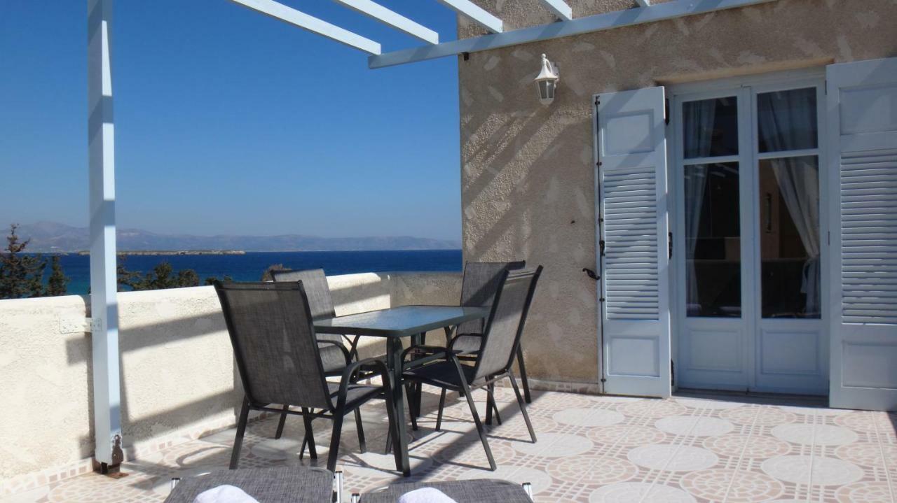 Blue & Sea Studios Apartments Дриос Экстерьер фото